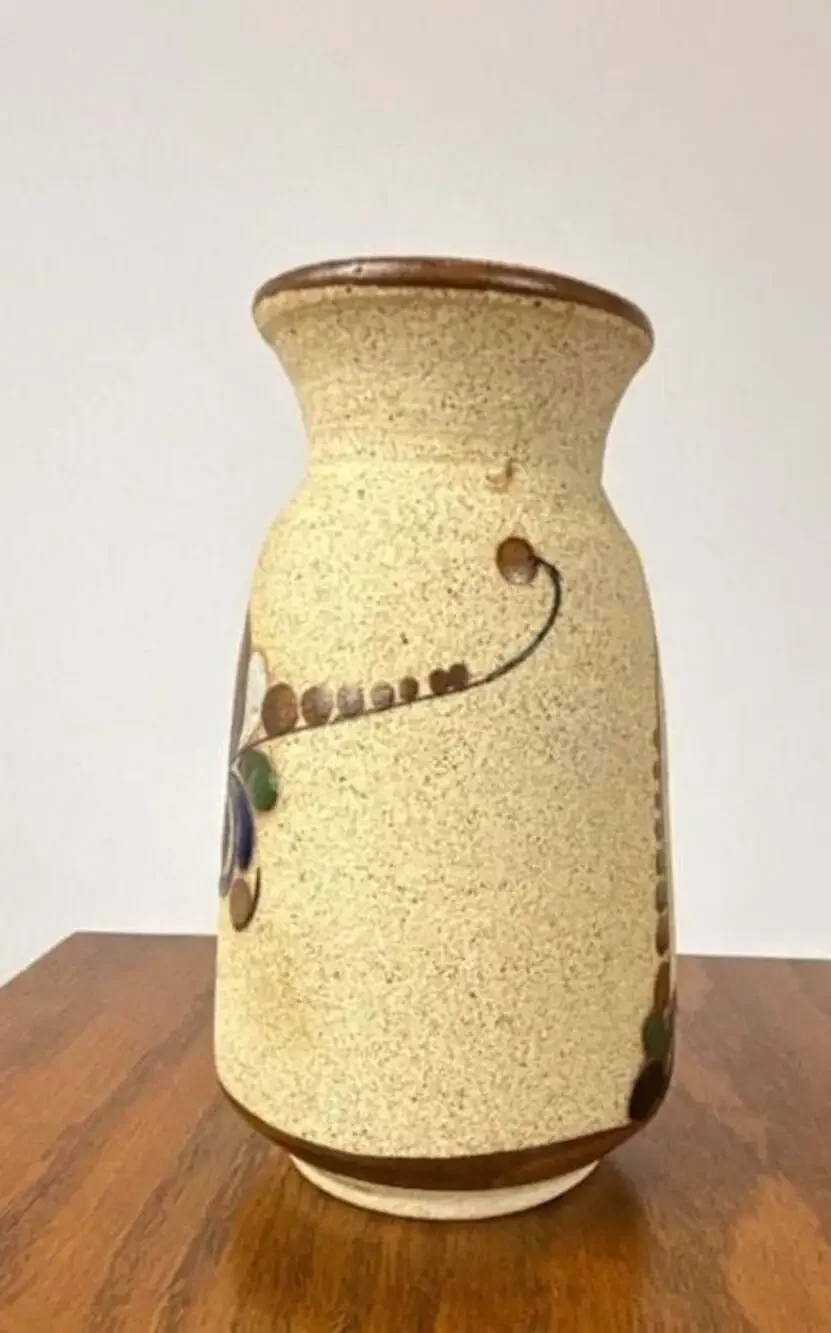 Vintage Z Mex Tonala Mexican Folk Art Hand Painted Sandstone Pottery Vase